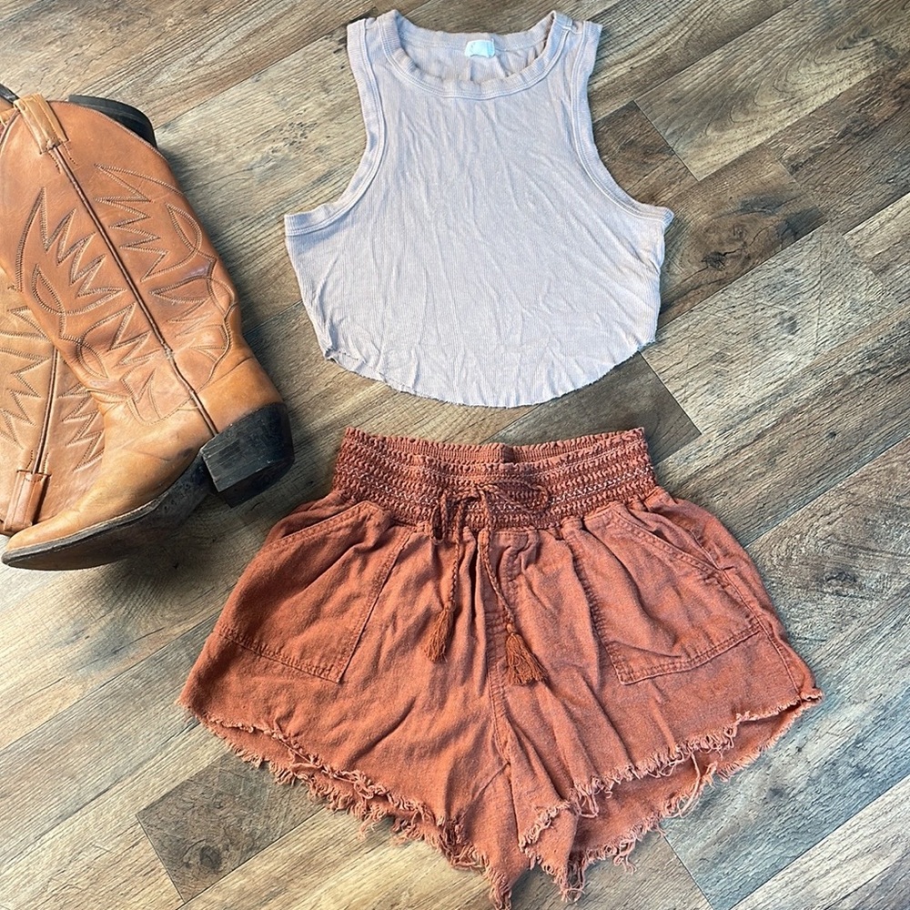 Rewash Burnt Orange Frayed Linen Shorts | Medium